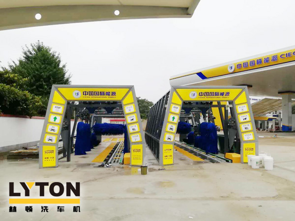 當前加油站要不要配備電腦洗車機，對此您有什么好的建議？