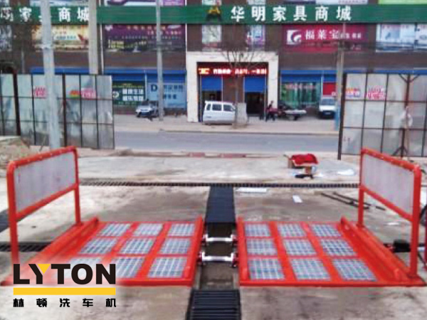 經(jīng)濟型工程車輛自動洗輪機是林頓電腦洗車機專為沖洗各類工程車輛的輪胎及底盤而設計,該設備結構簡單,功能齊全,高壓沖洗工程車輛底盤及兩側。
